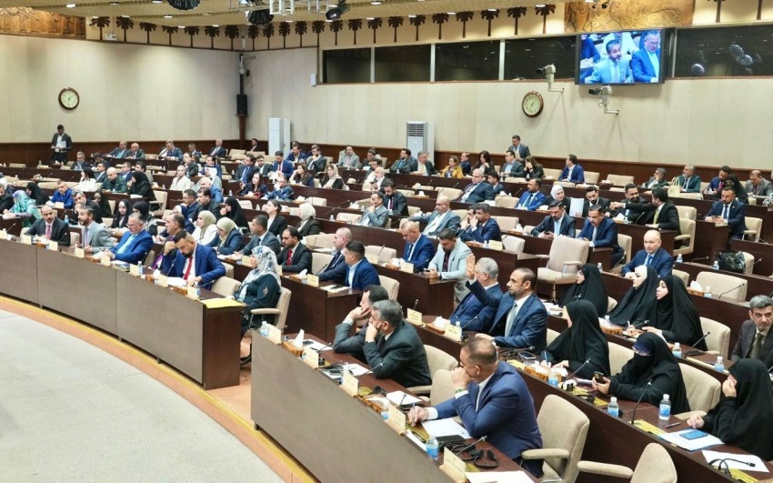 البرلمان يوافق على إدراج تثبيت عقود النفط ضمن موازنة 2026