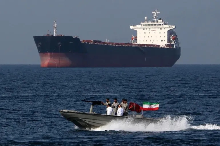 Washington Presents Negotiation Offer: Easing Sanctions in Exchange for Halting Iranian Nuclear Enrichment and Ensuring Freedom of Navigation in Hormuz