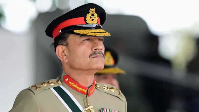 Mediation Efforts Between Tehran and Washington: Pakistan's Army Chief Visits Iran