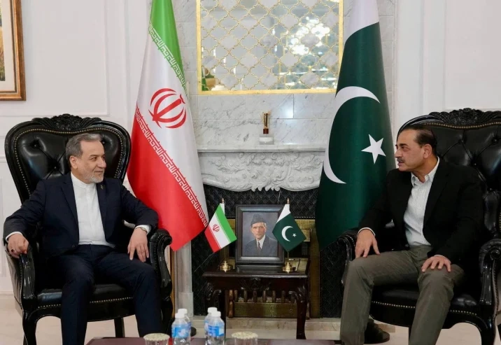 Iranian-Pakistani Talks in Tehran to Contain Regional Tensions