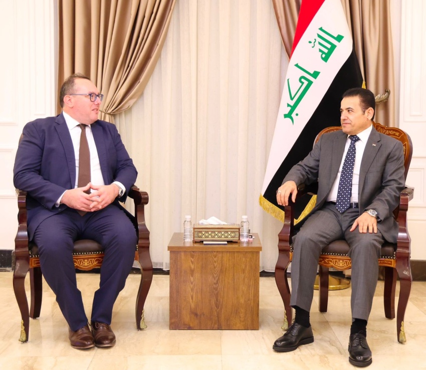 Al-Araji and US Chargé d'Affaires Discuss Regional Stability and Commend Weapons Control Measures