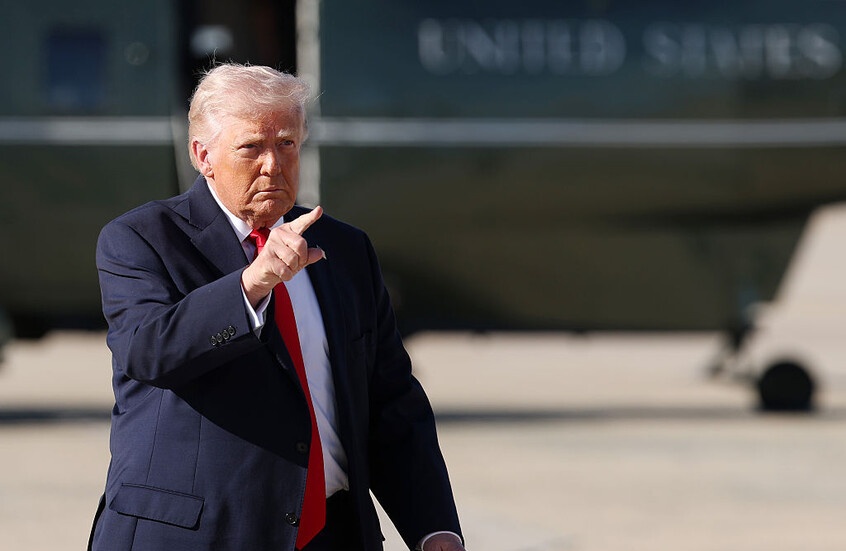 US President Warns Iran of Consequences Over Delayed Negotiations