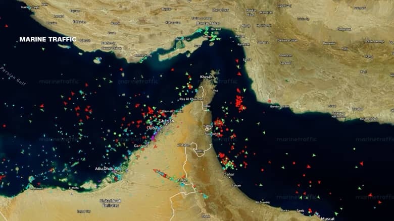 نائب الرئيس الأمريكي يعلن التوصل إلى آلية لضمان أمن الملاحة في مضيق هرمز وتثبيت وقف إطلاق النار
