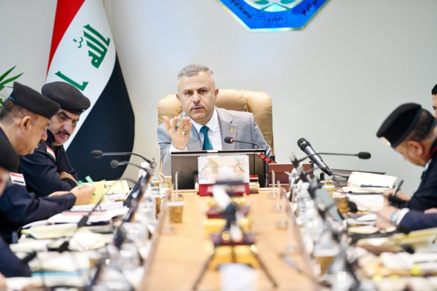 تكريم عناصر أمن أحبطوا محاولة تهريب ملايين الدولارات لالتزامهم بالنزاهة المهنية