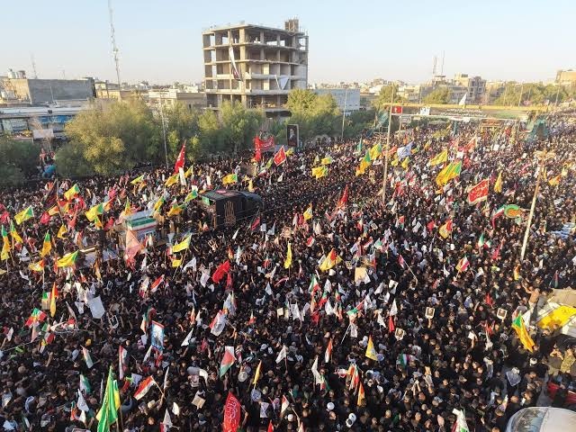 اختتام مراسم تشييع السيد علي الخامنئي في محافظة النجف بمشاركة واسعة