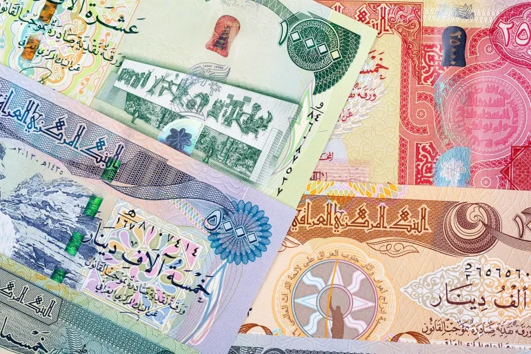 تقارير اقتصادية ترصد ارتفاعاً ملحوظاً في الكتلة النقدية ومؤشرات على زيادة الاكتناز المالي