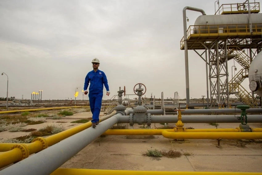 ارتفاع أسعار النفط العراقي في الأسواق العالمية وسط تراجع الخامات القياسية