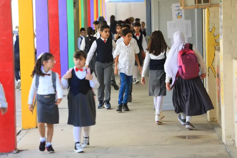وزارة التربية تعتمد ضوابط تنظيمية جديدة للعام الدراسي وتفعل دور مجالس الآباء