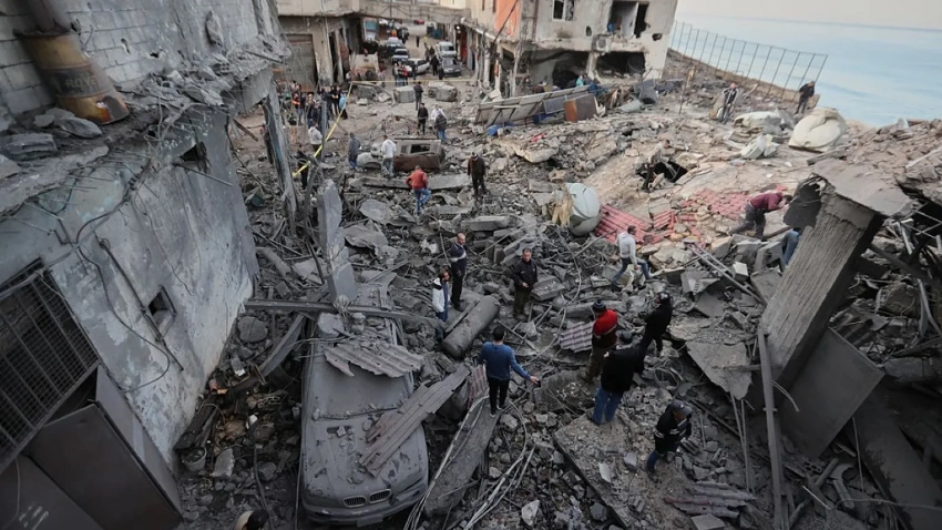 Bloody Escalation in Southern Lebanon: Casualties and Systematic Infrastructure Destruction Following Fierce Israeli Airstrikes