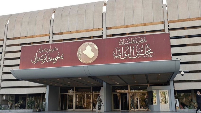 اعتراض نيابي على قرار حكومي يقيد صلاحيات النواب في طلب الوثائق والمعلومات