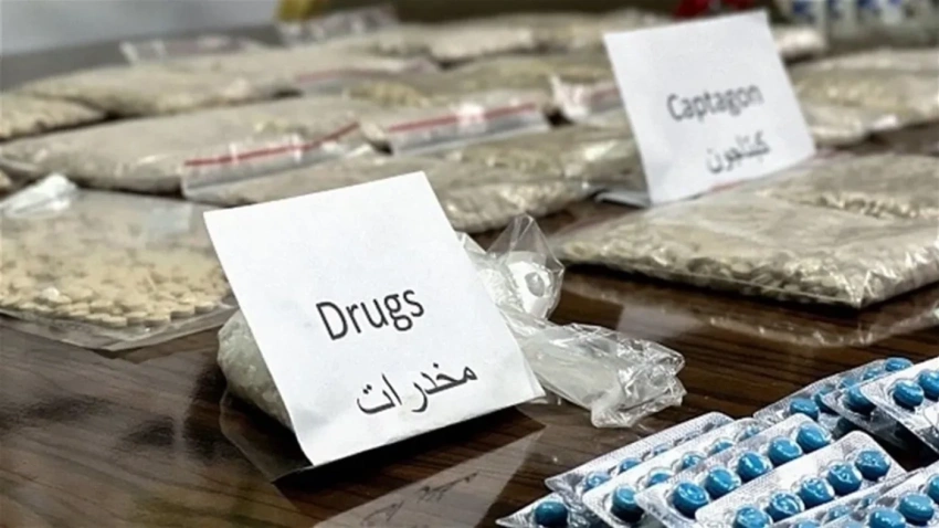 الإطاحة بشبكة مخدرات دولية وضبط كميات من الكريستال في ذي قار