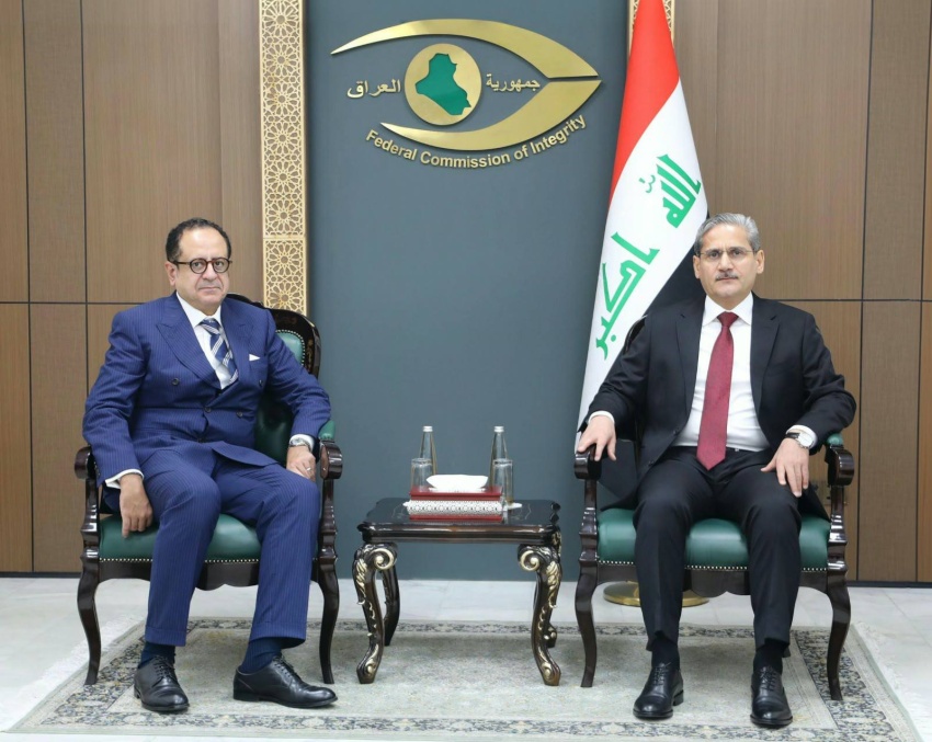 هيئة النزاهة تتسلم مطلوبين بقضايا فساد من مصر