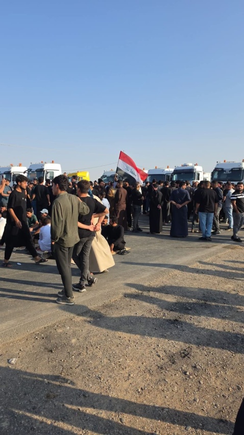 احتجاجات شعبية في ميسان بقطع طرق الشركات النفطية على خلفية إغلاق منفذ الشيب الحدودي