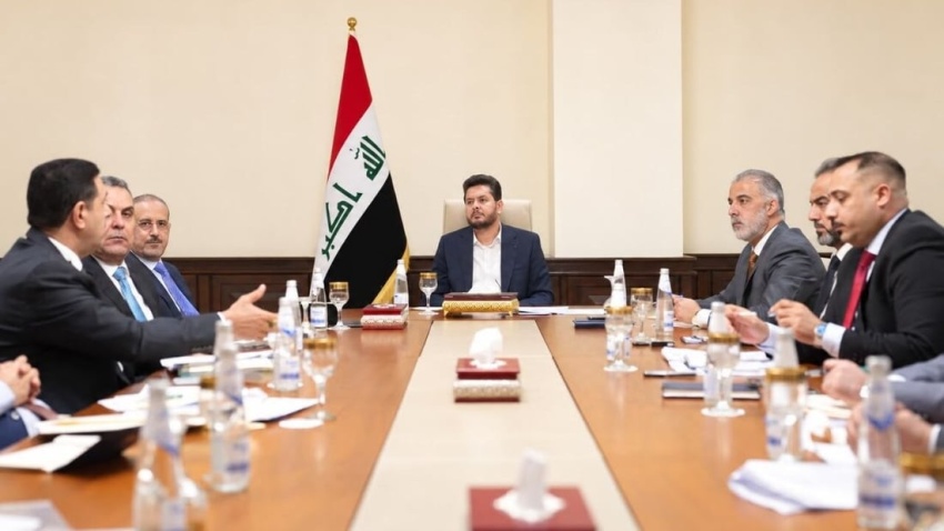 المجلس الوزاري لشؤون الخدمات يوجه بإعادة ترتيب أولويات المشاريع وتسريع إنجازها لتلبية احتياجات المواطنين